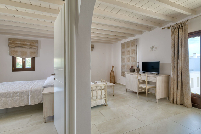 Bedroom 3, Ostria Inn, South Aegean