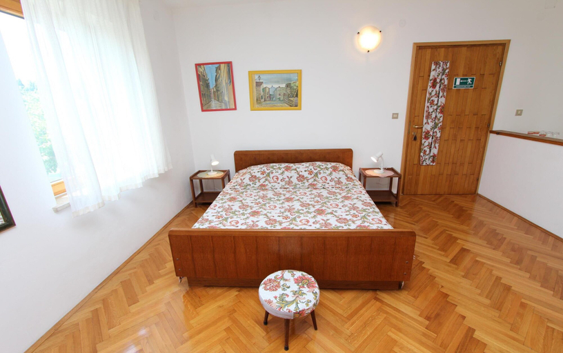 Bedroom 2, Apartments Mitton, Rovinj
