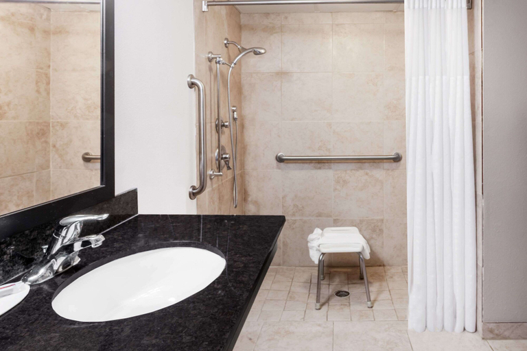 Bathroom 4, Super 8 by Wyndham Monteagle TN, Grundy