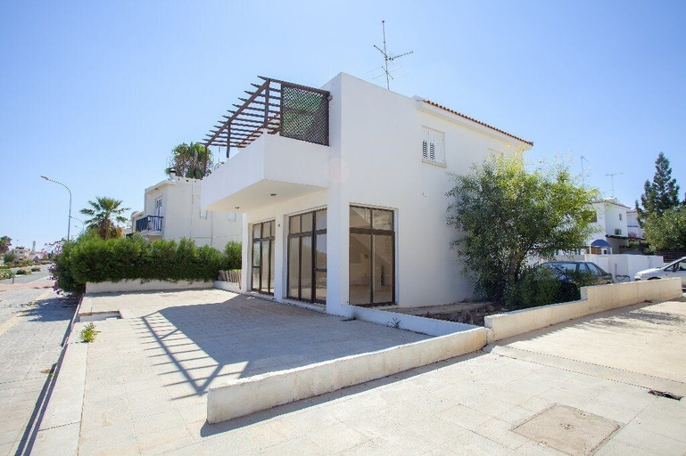 Exterior & Views 2, Protaras Annie Suite