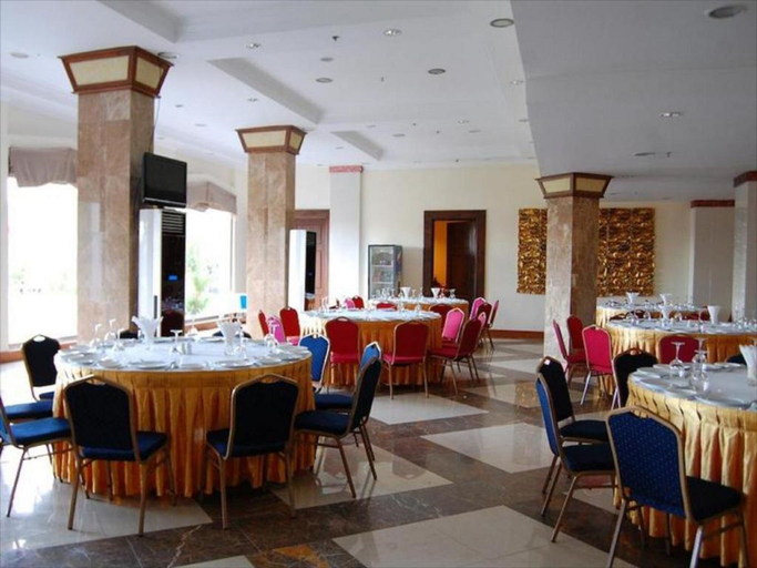 Food & Drinks 5, Zabu Thiri Hotel, Naypyitaw