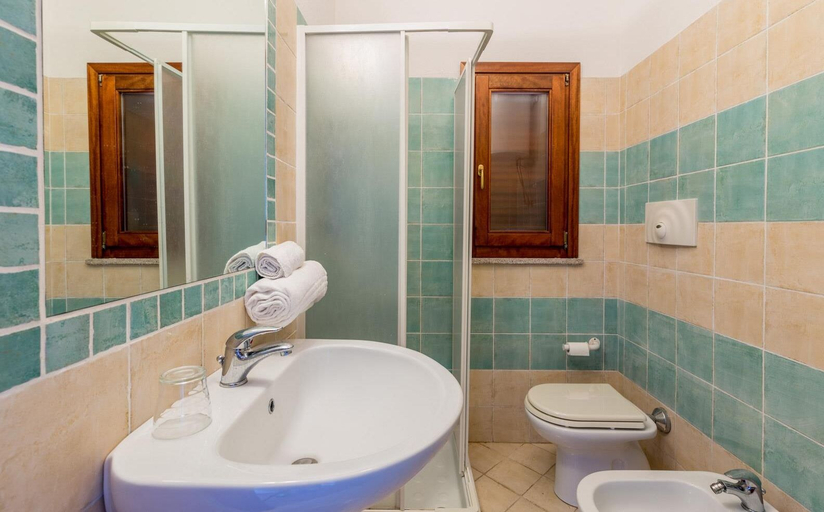 Bathroom, Casa Rosa Due, Olbia-Tempio