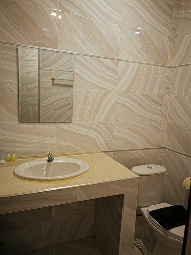 Bathroom 4, New Sorot House, Pattaya