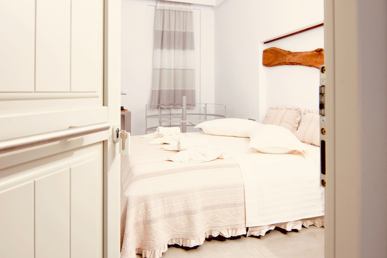 Bedroom 5, Aeris suites, South Aegean