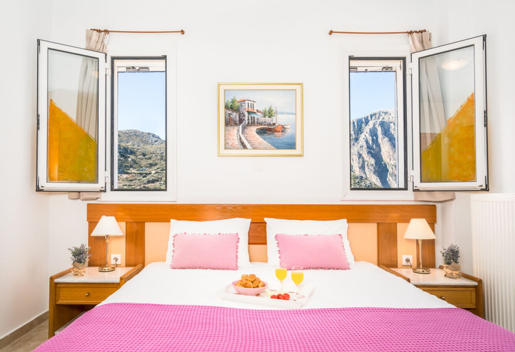 Bedroom 4, Villa Frati Gorge, Crete