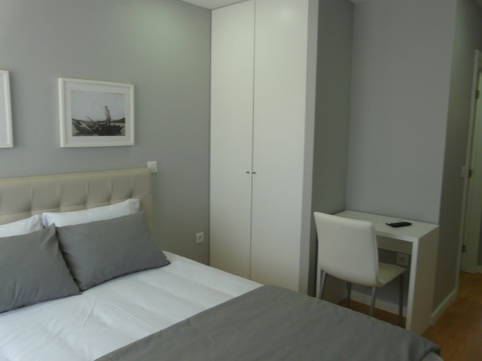 Bedroom 4, CMB Guesthouse, Esposende