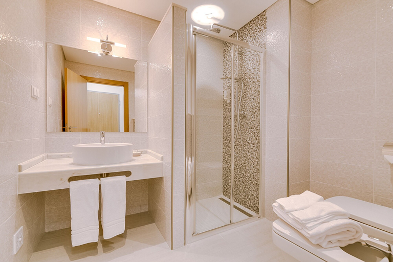 Bathroom 4, Apartamentos Sol e Ria, Olhão