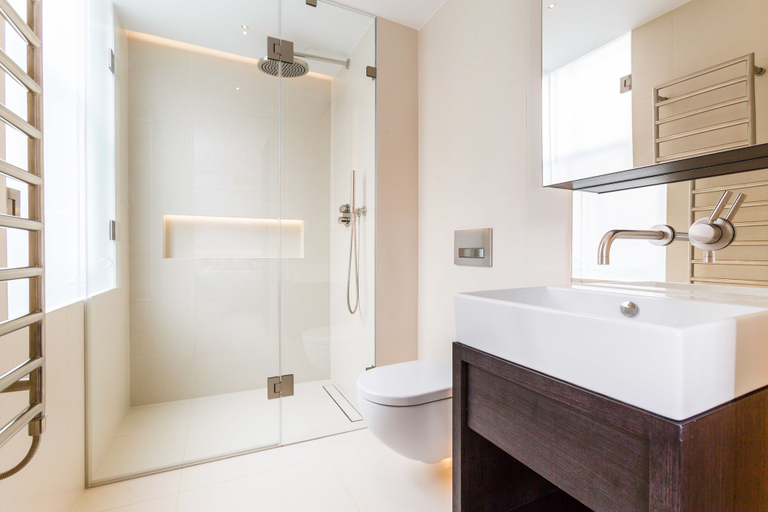 Bathroom 4, Goodge Street, London