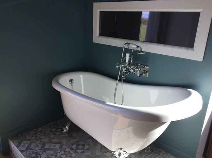 Bathroom 5, La Garoffe, Haute-Garonne
