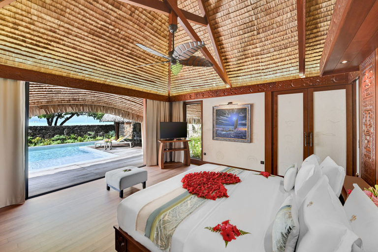 Bedroom 4, Le Taha'a by Pearl Resorts