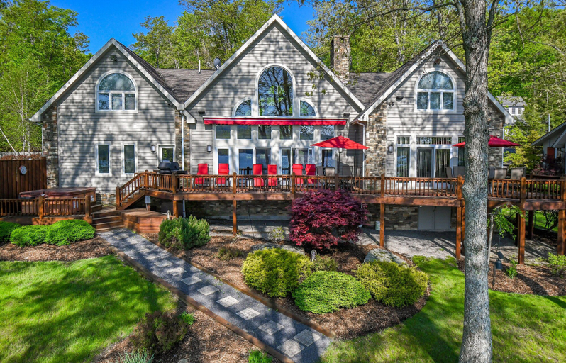 Exterior & Views 1, Stoney Point, Garrett
