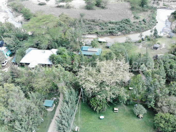 Others 5, Osim Country Lodge, Narok South
