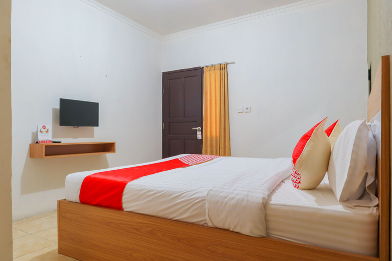 Bedroom 2, OYO 2547 Assirot Residence, South Jakarta