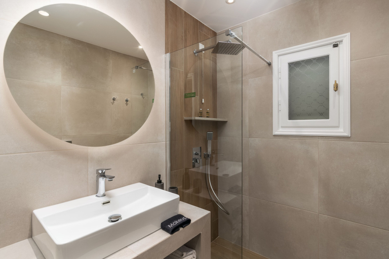Bathroom 5, Konstantinos, South Aegean