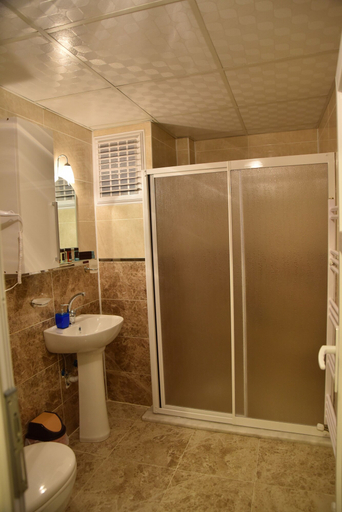 Bathroom 5, Bulut Apart Otel, Merkez