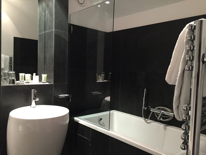 Bathroom 4, 1K Hotel, Paris