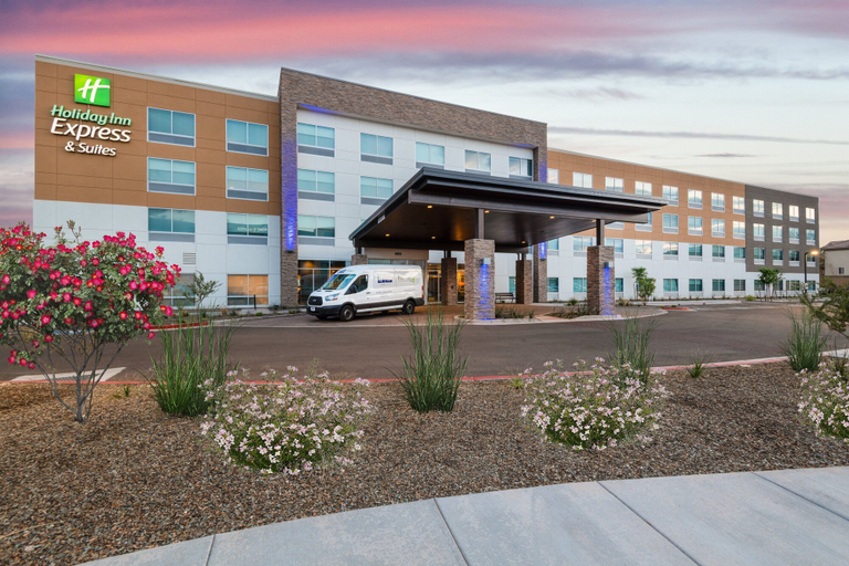 Exterior & Views 4, Holiday Inn Express & Suites PHOENIX - AIRPORT NORTH, Maricopa