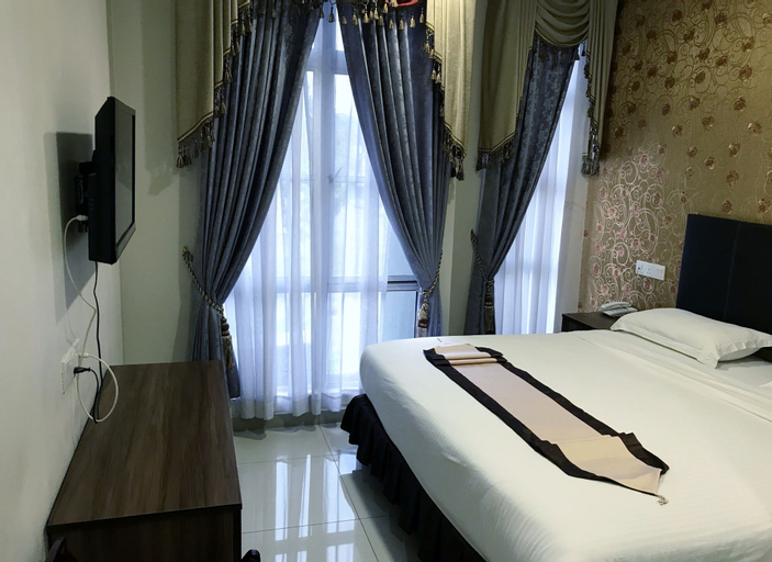Bedroom 23