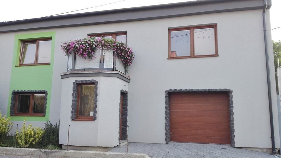 Exterior & Views 2, Apartmany Halex 3, Topolcany