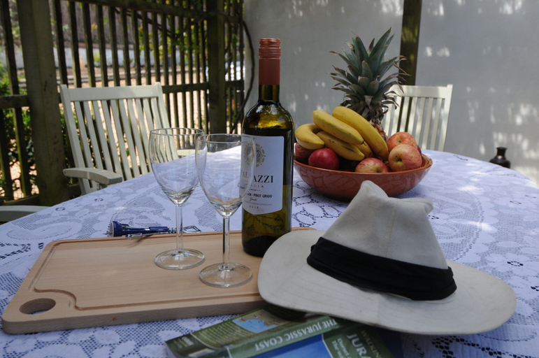 Food & Drinks, Church Cottage, Dorset