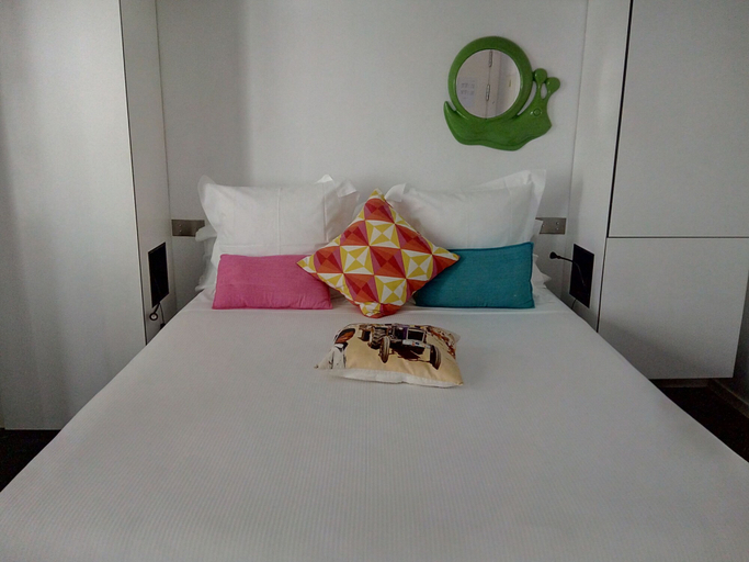 Bedroom 2, Hospedería Diez y Seis, Cádiz