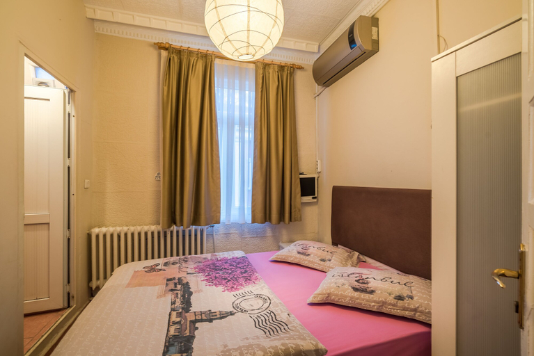 Bedroom 4, Erenler Hostel & Hotel, Fatih