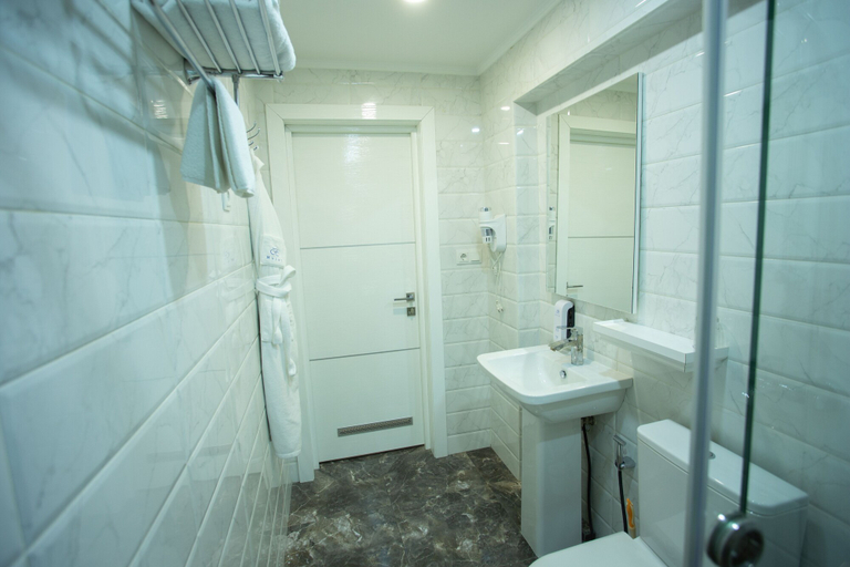 Bathroom 4, B Hotel Bishkek, Bishkek