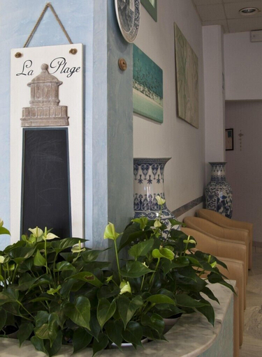 Others 5, Hotel Nuovo Al Mare, Savona