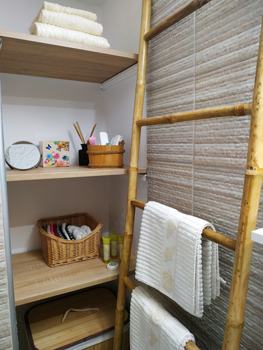 Interior, House Sleeps 4 With Pets, Attica