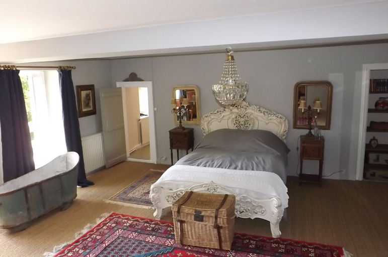 Bedroom 4, Domaine de Lalat, Charente
