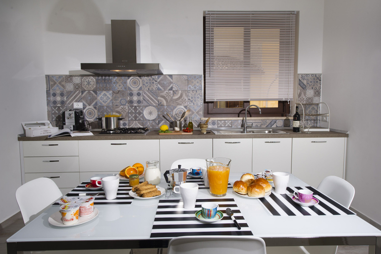 Private kitchenette 5, La Suite Di Tyche, Trapani
