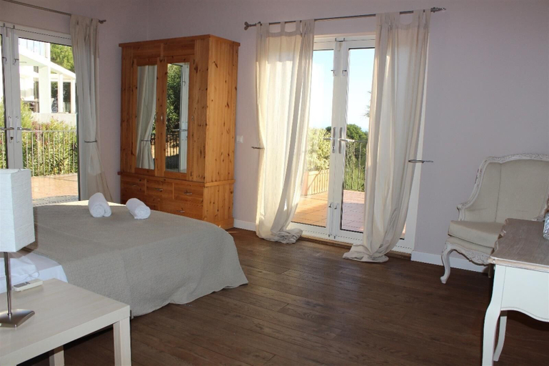 Bedroom 3, Luxury Villa Near Marbella, Málaga