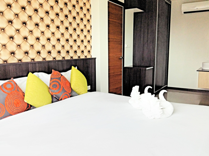 Bedroom 6