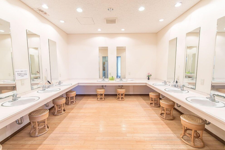 Bathroom, Kokumin Shukusha Boruveria Daguri, Shibushi