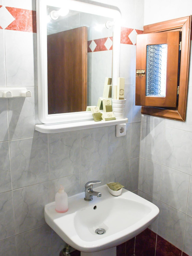 Bathroom 4, Guesthouse Xenios Zeus, East Macedonia and Thrace