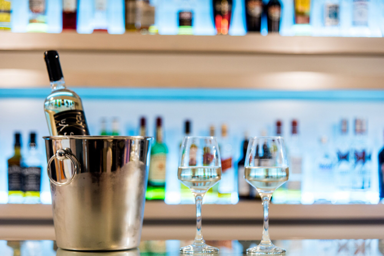 Food & Drinks 5, Pines Hotel, Attica