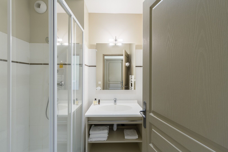 Bathroom 5, Garden & City Mont Ventoux - Malaucène, Vaucluse