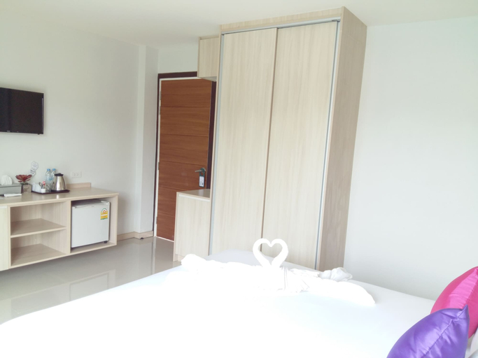 Bedroom 9