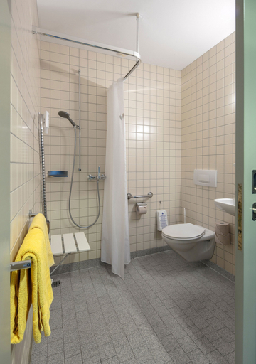 Bathroom 4, Youth Hostel Grindelwald, Interlaken