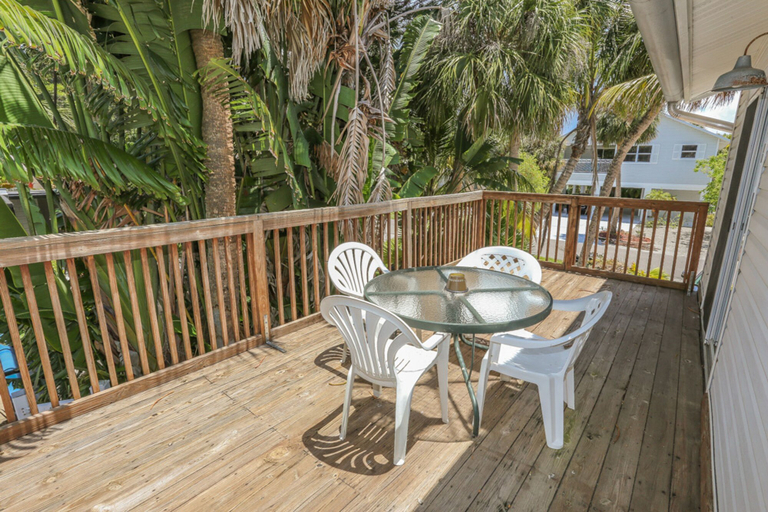 Others 4, 219 Delmar Whole House by Distinctive Beach Rentals, Lee