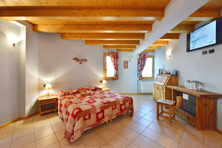 Bedroom 3, Hotel L'Espoir, Aosta
