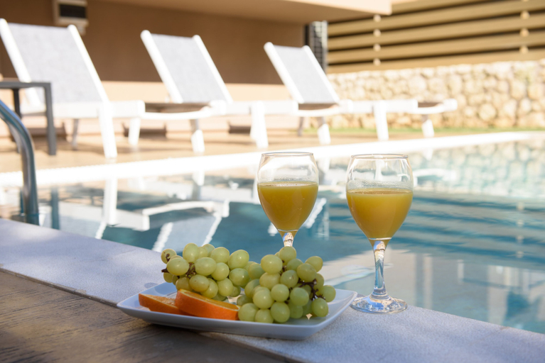 Food & Drinks 5, Efilenia Luxury Villas, Ionian Islands
