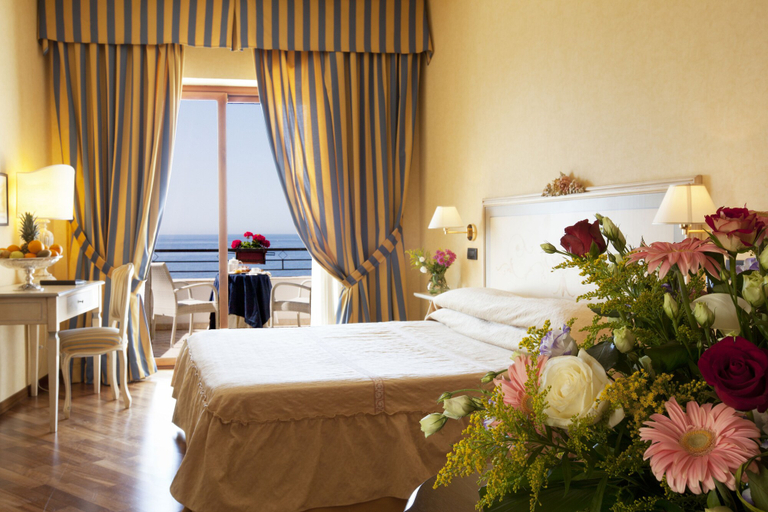 Bedroom 3, Punta Campanella Resort & SPA, Napoli