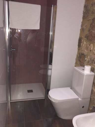 Bathroom 4, La Albacara, Cuenca