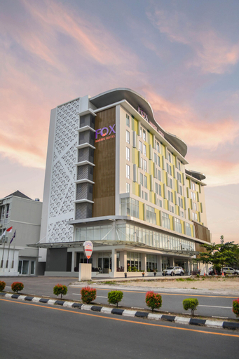 Exterior & Views 2, FOX HARRIS Hotel Pangkalpinang Bangka, Pangkalpinang