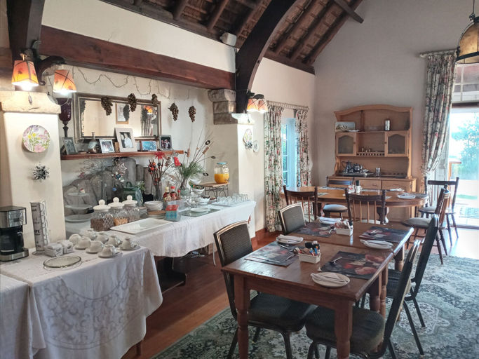Food & Drinks 5, The Sanctuary Guest House Estate, City of Cape Town
