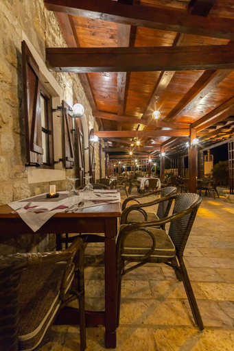 Food & Drinks 5, Hotel Kulla e Balshajve