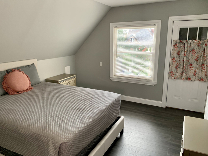 Bedroom 23
