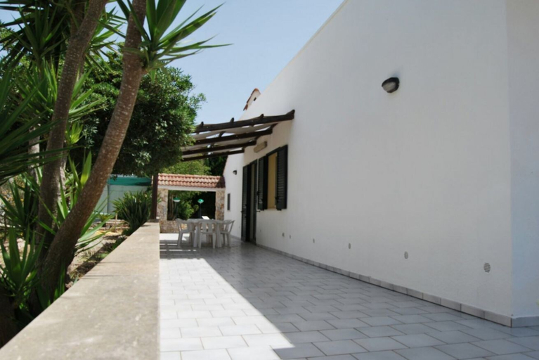 Exterior & Views 2, Villa Marisa, Lecce