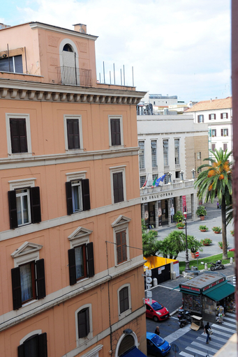 Others 5, My Monti Place, Rome